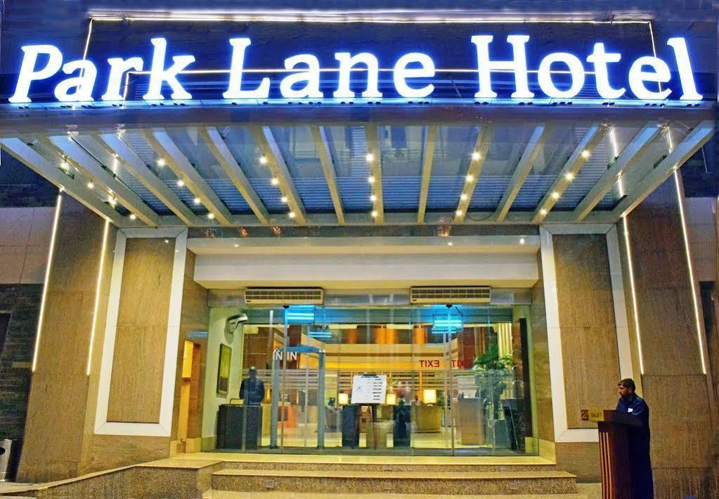 Park Lane Hotel ลาฮอร์ ภายนอก รูปภาพ